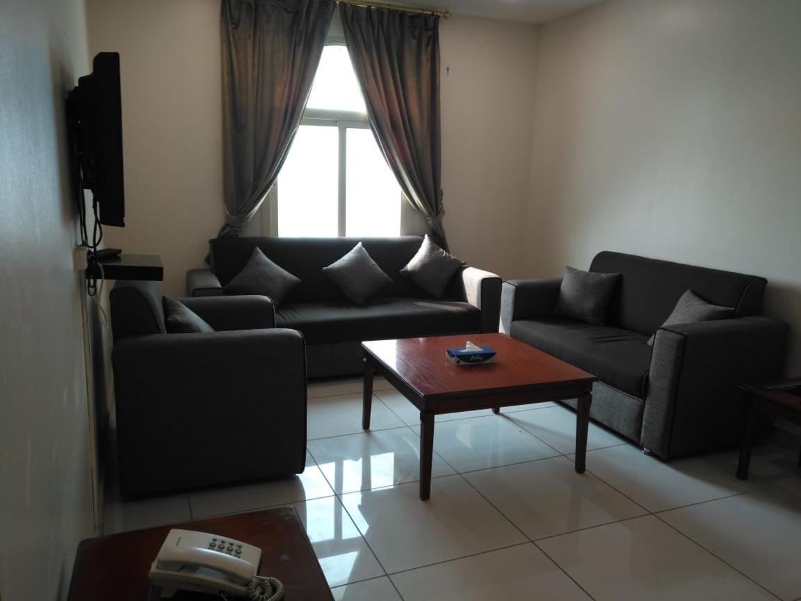 Loaloat Al Khobar 2 Furnished Units Aparthotel Esterno foto