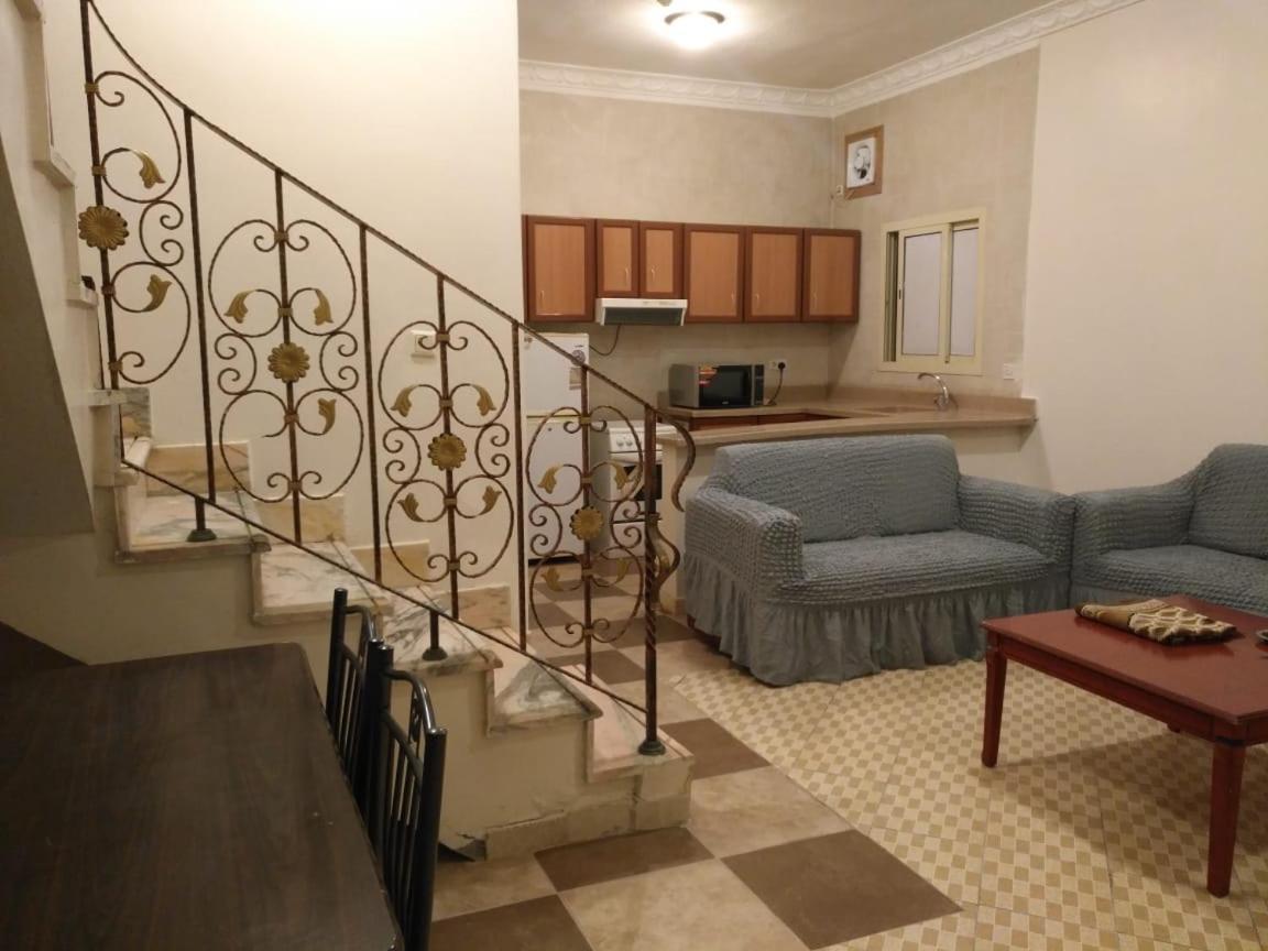 Loaloat Al Khobar 2 Furnished Units Aparthotel Esterno foto