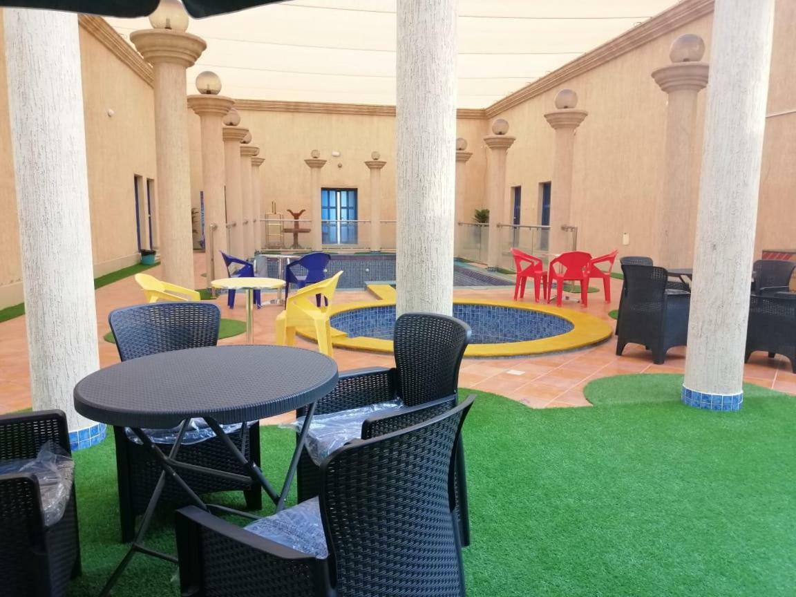 Loaloat Al Khobar 2 Furnished Units Aparthotel Esterno foto