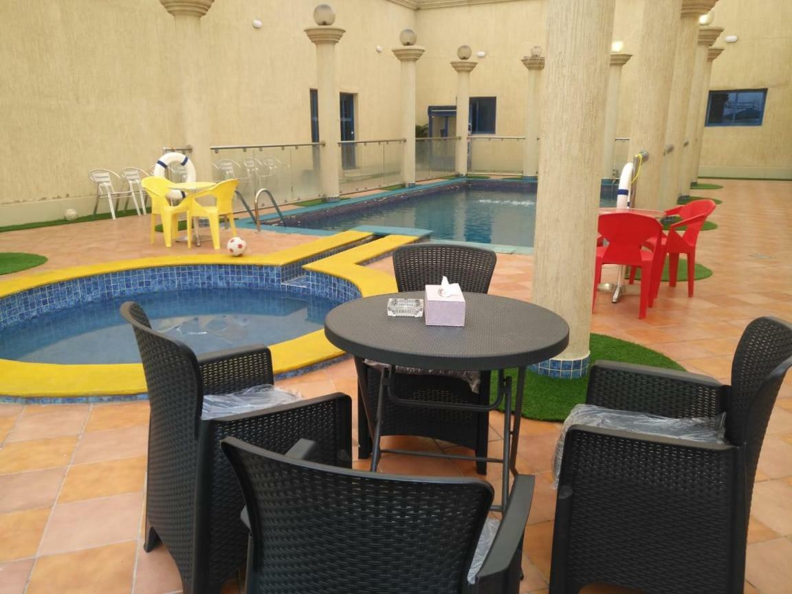 Loaloat Al Khobar 2 Furnished Units Aparthotel Esterno foto